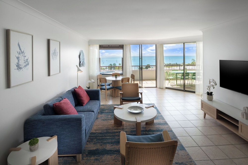 At Waters Edge Resort 33/48