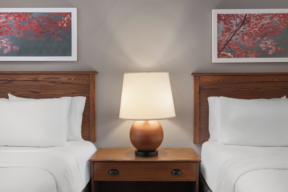 Holiday Inn Stevens Point Convention Ctr 26/72