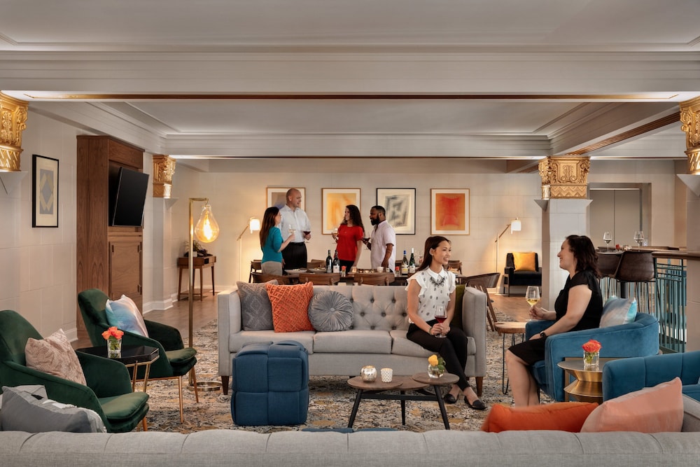 Hotel Indigo Winston Salem Downtown 33/61