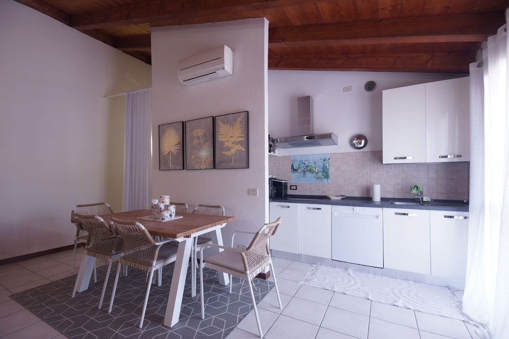 Lugana Village Resort & Sporting Club 45/50