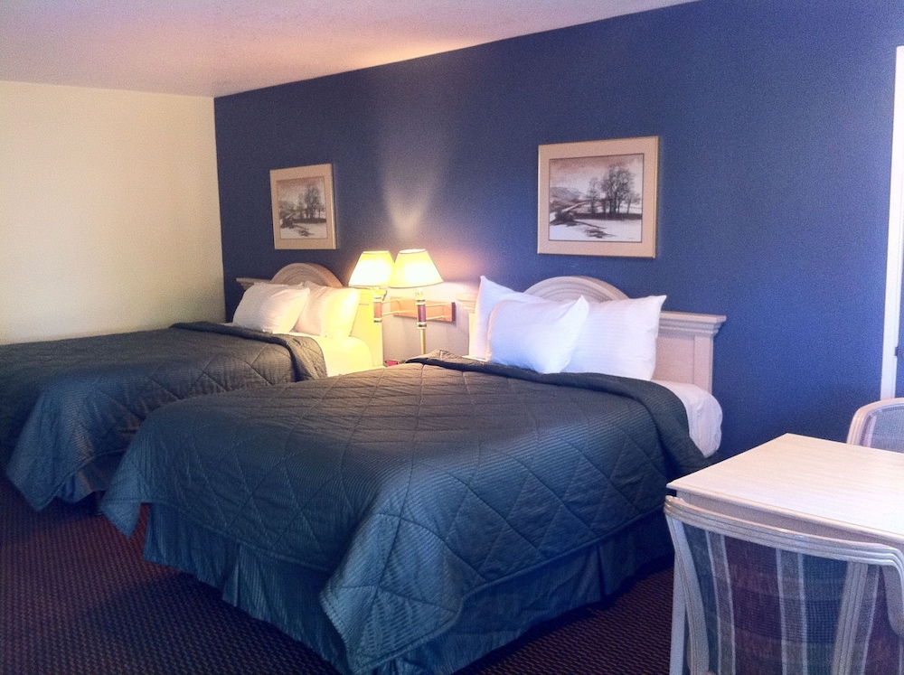 Days Inn by Wyndham Gilroy 8/21