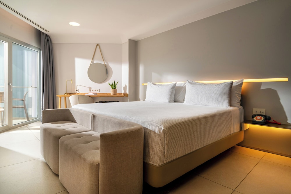 Innside By Melia Alicante Porta Maris 23/72
