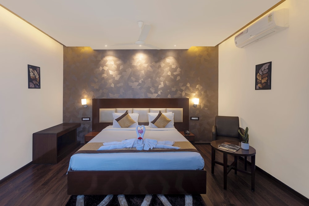 Hotel Hemaadri Grand 20/50