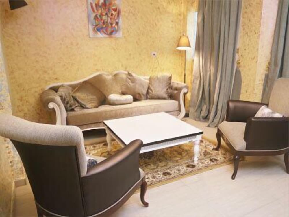 Noubou International Hotel 25/50