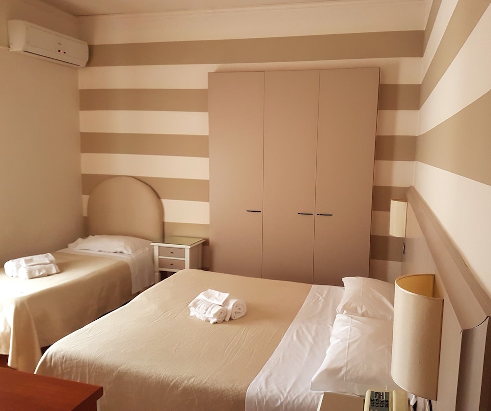 Park Hotel Moderno 8/32