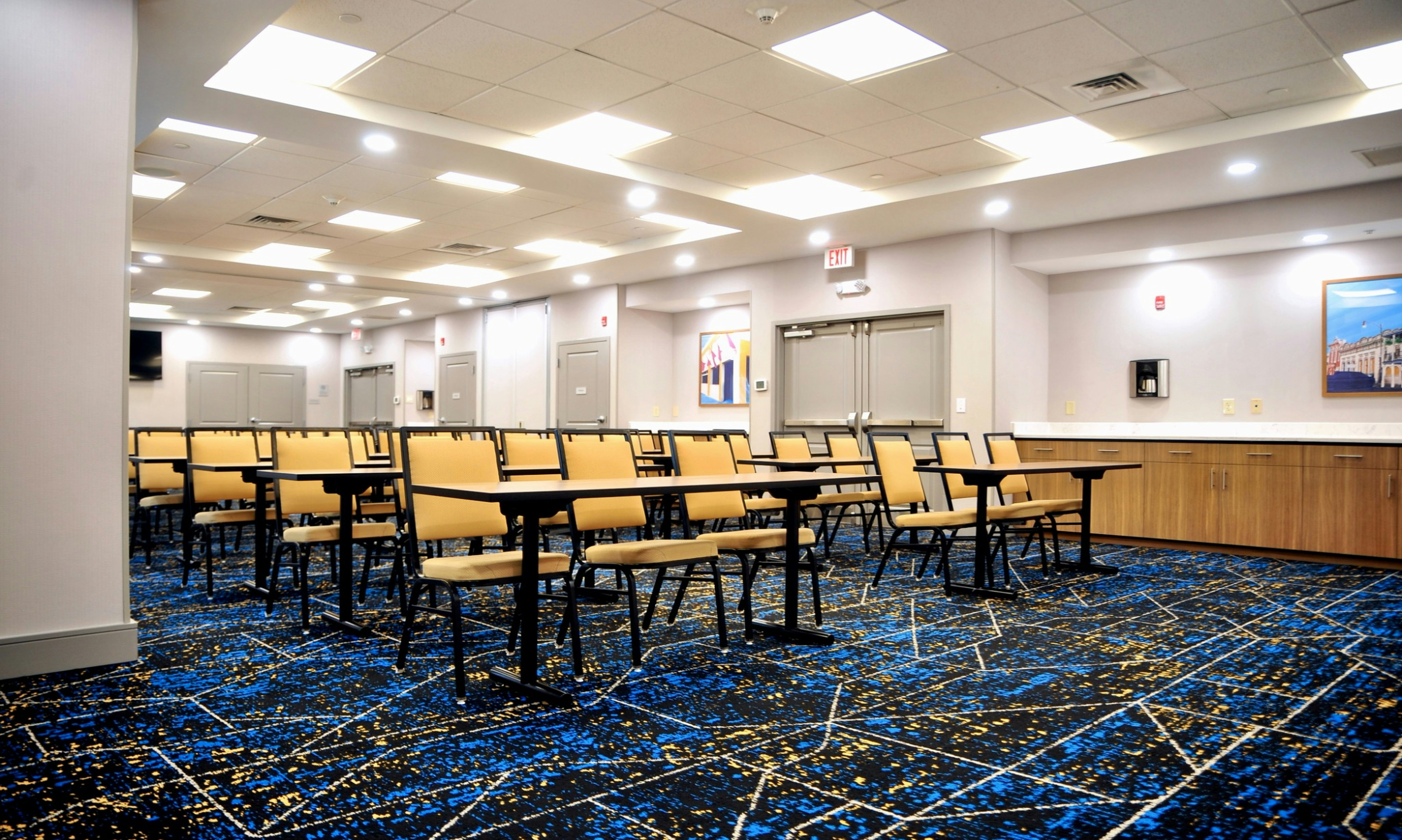 Hampton Inn Oxford Conference Center 77/82