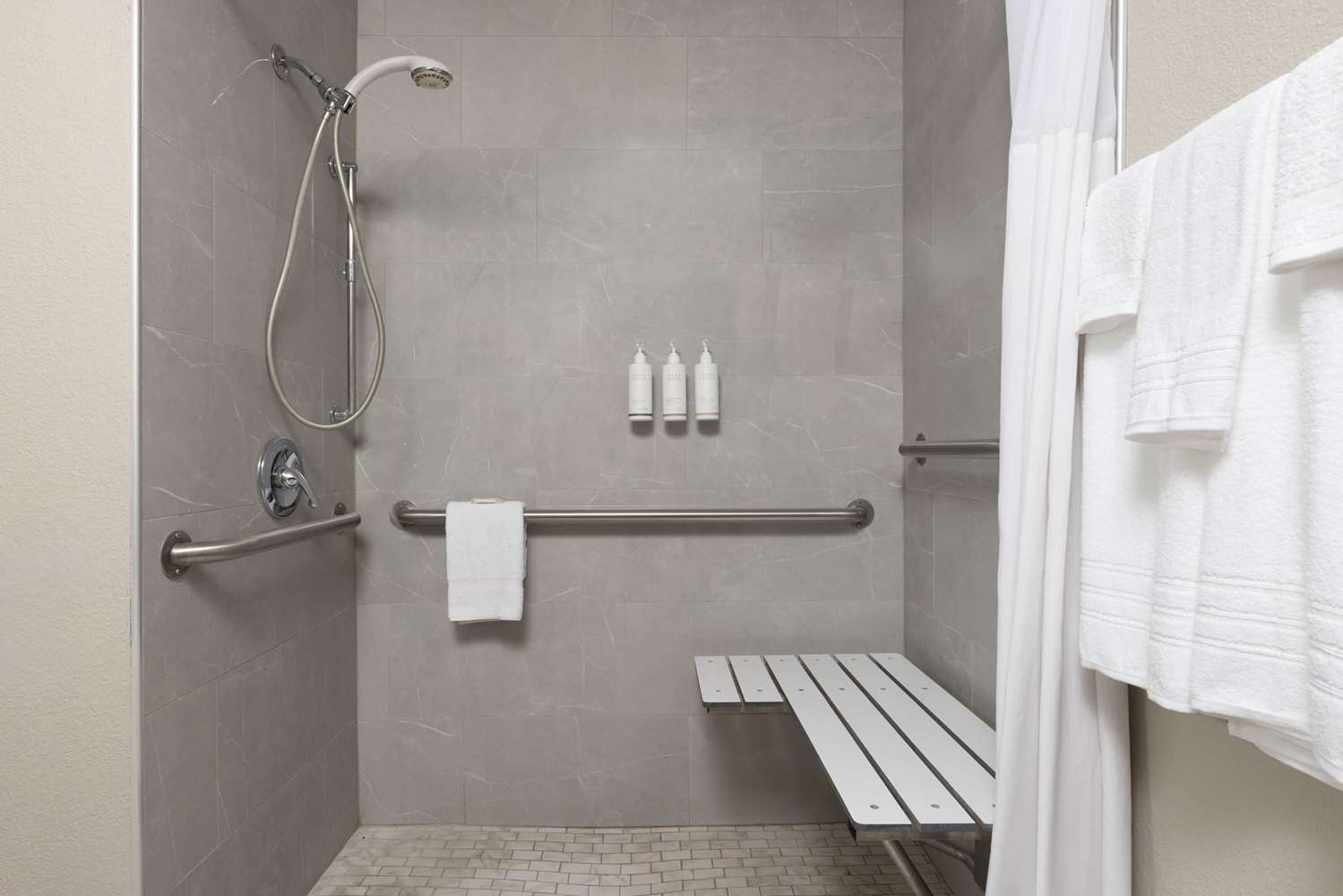 Days Inn By Wyndham Carthage 29/29