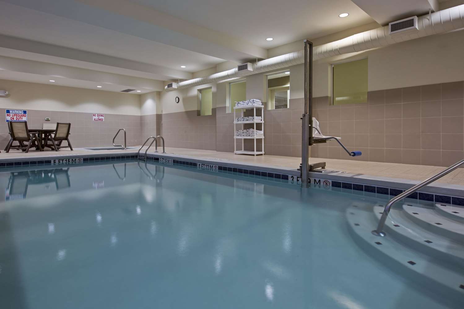 La Quinta Inn & Suites by Wyndham Lancaster 4/15
