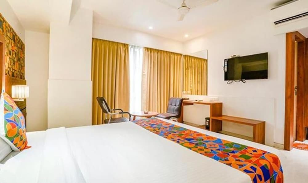 Hotel Srikrishna Paradise 11/46