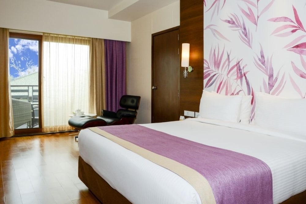 Purple Palms Resort & Spa 12/58