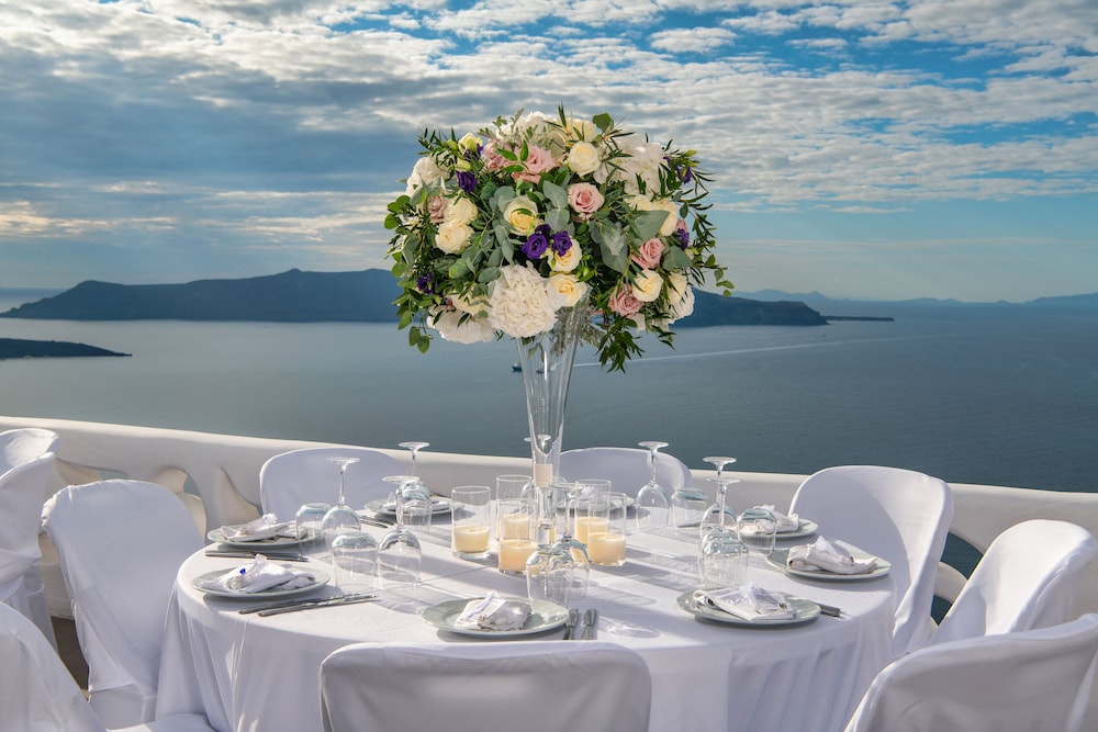 Athina Luxury Suites 56/62