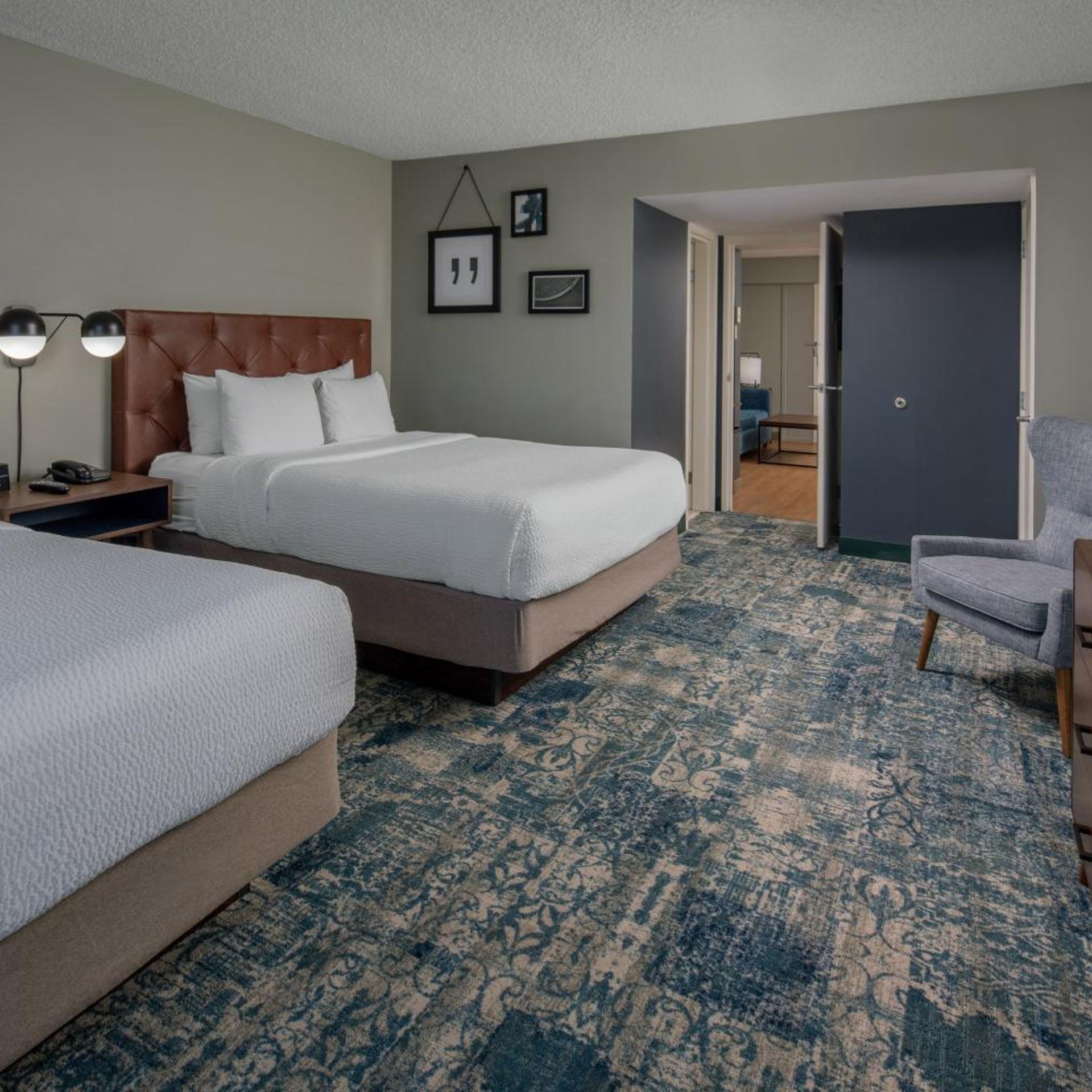 Executive, Suite, 2 Queen Beds, Sofa