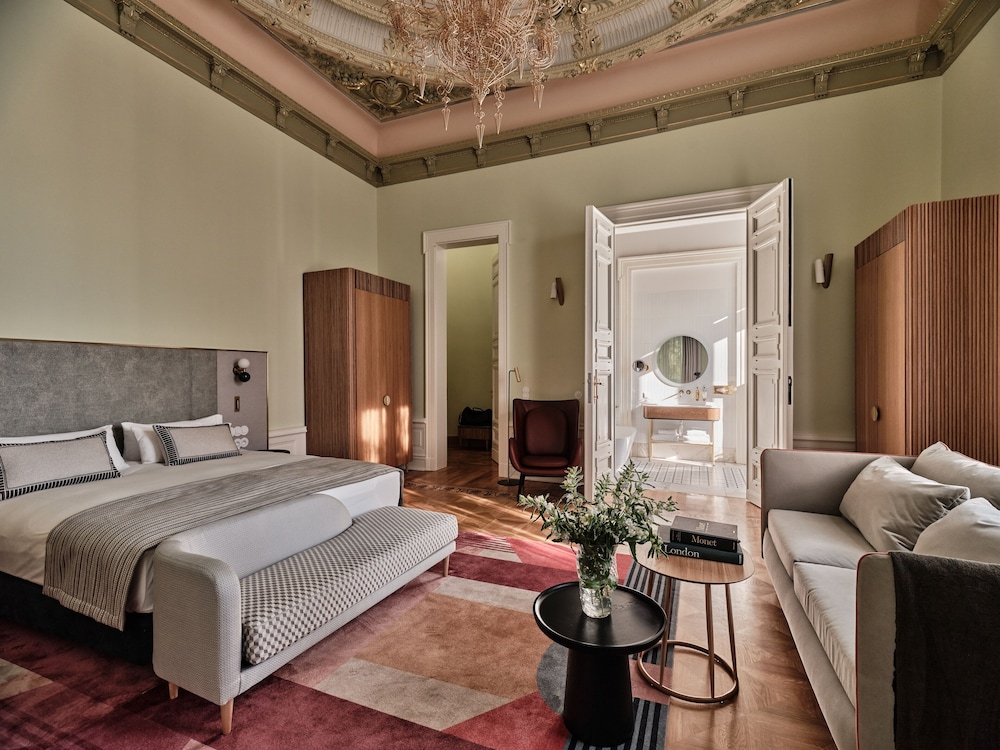 Junior Suite, Studio, King Bed, Sofa