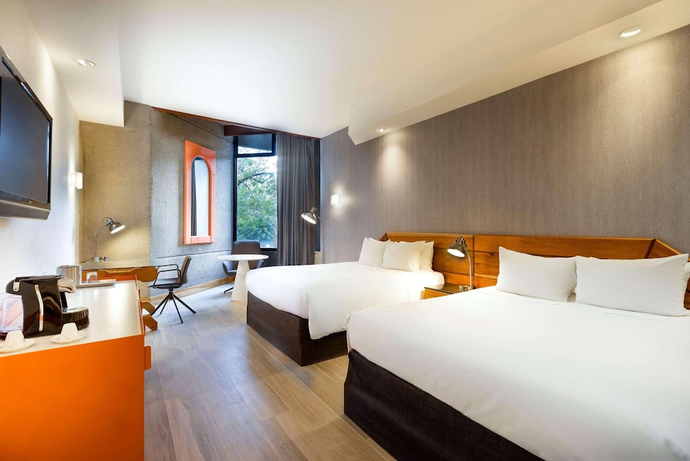 PREMIUM, 2 DOUBLE BEDS
