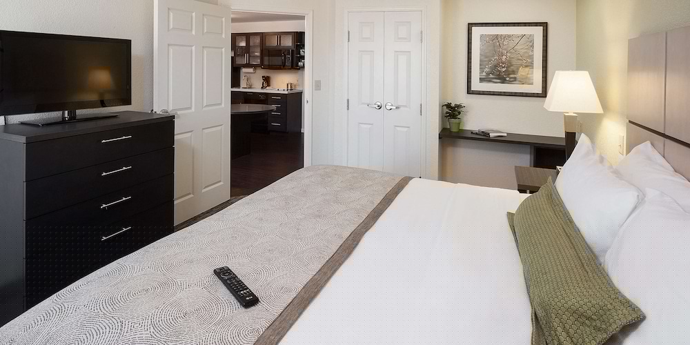Sonesta Simply Suites Dallas Galleria 7/38