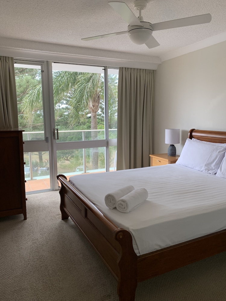 2 BEDROOMS, APARTMENT