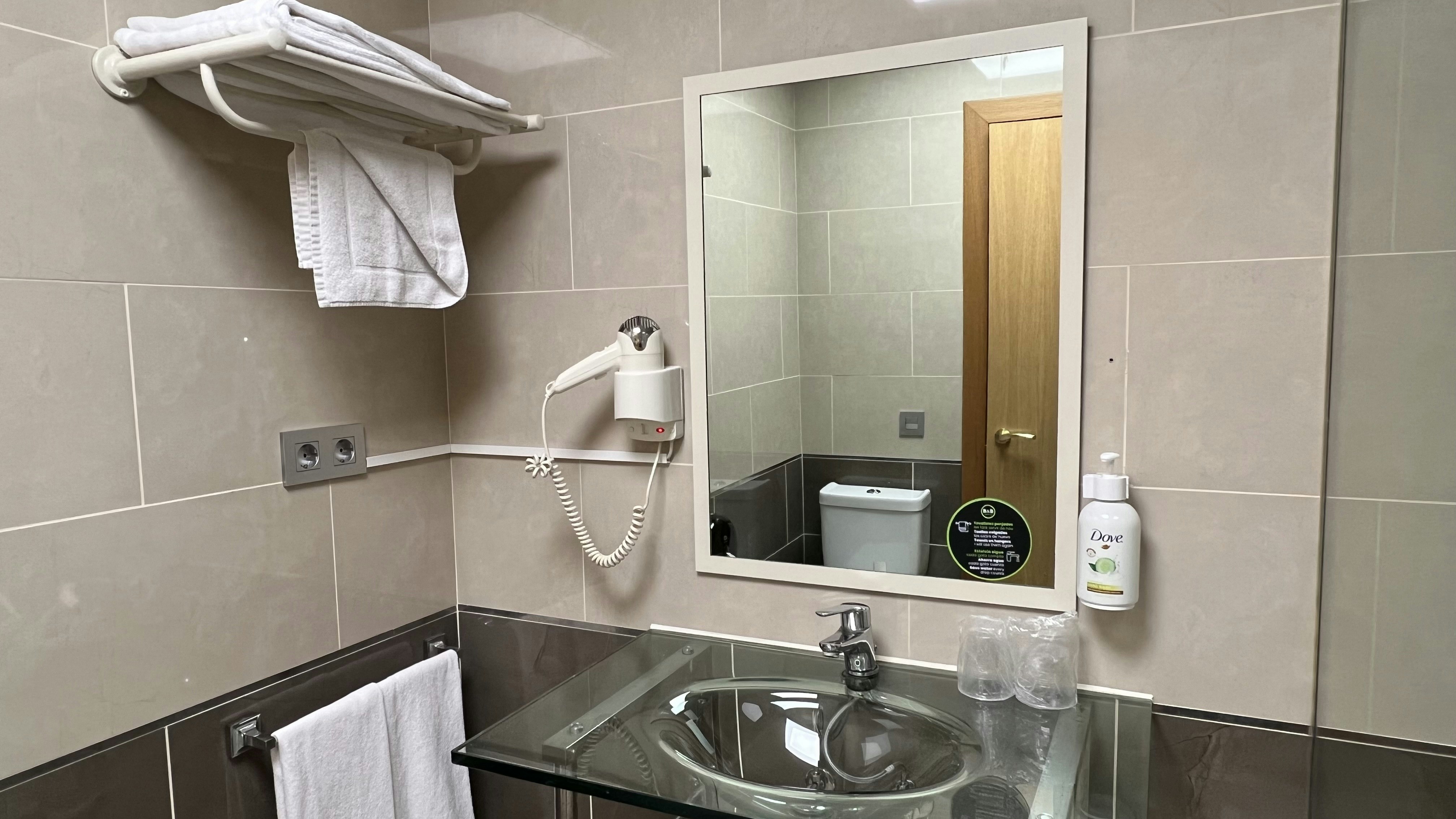 B&B HOTEL Tarragona Reus 33/34