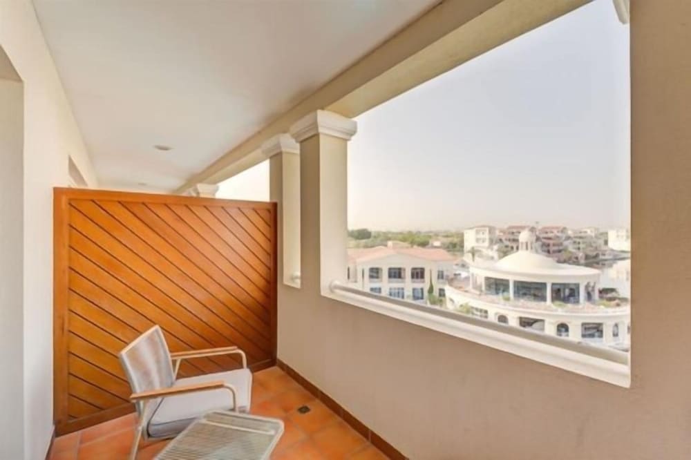 Millennium Lakeview Hotel 42/71