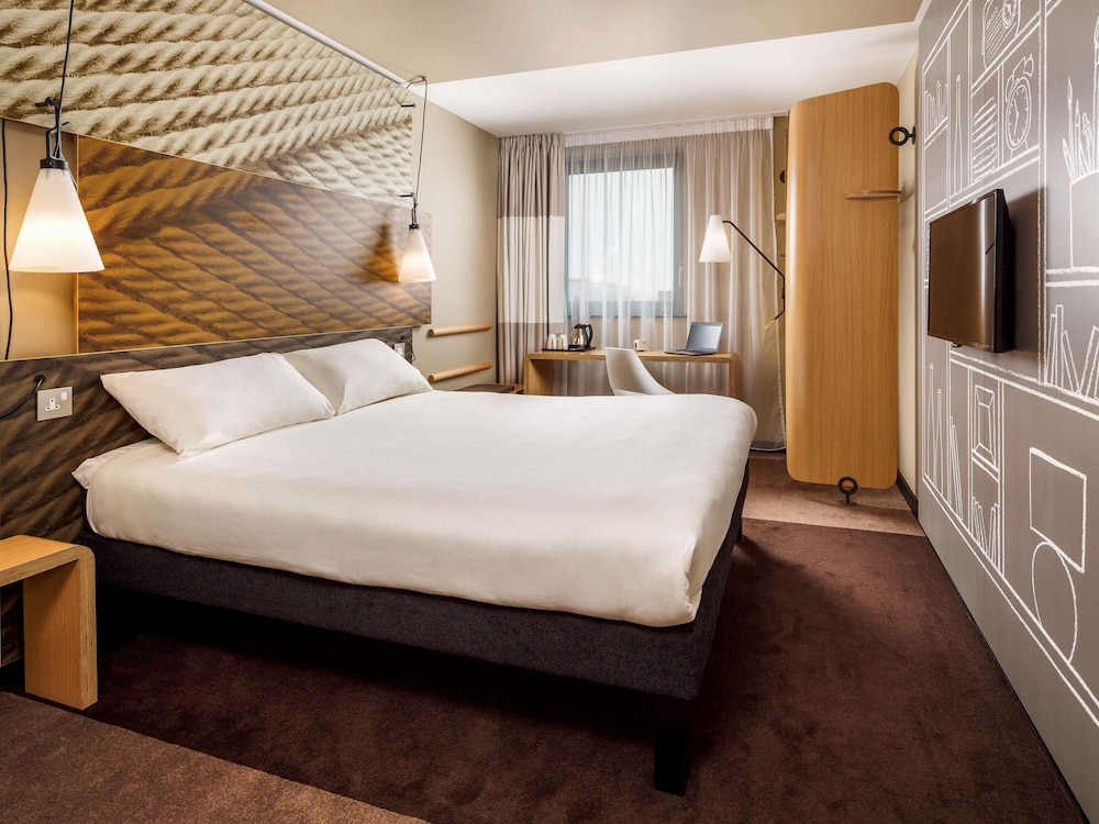 ibis Birmingham Airport - NEC 20/74