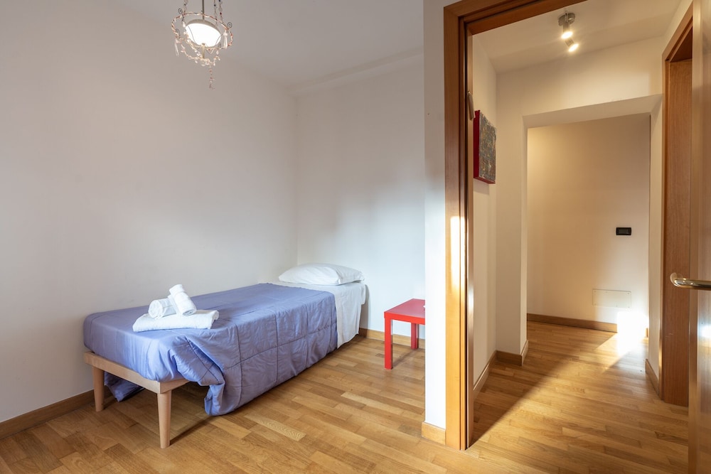 CLASSIC, APARTMENT