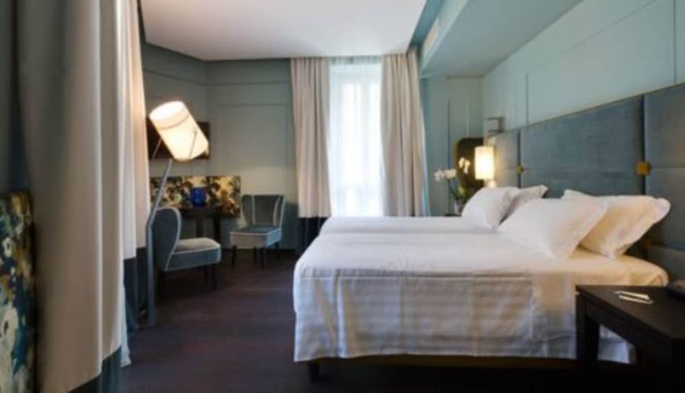Stendhal Luxury Suites 3/39