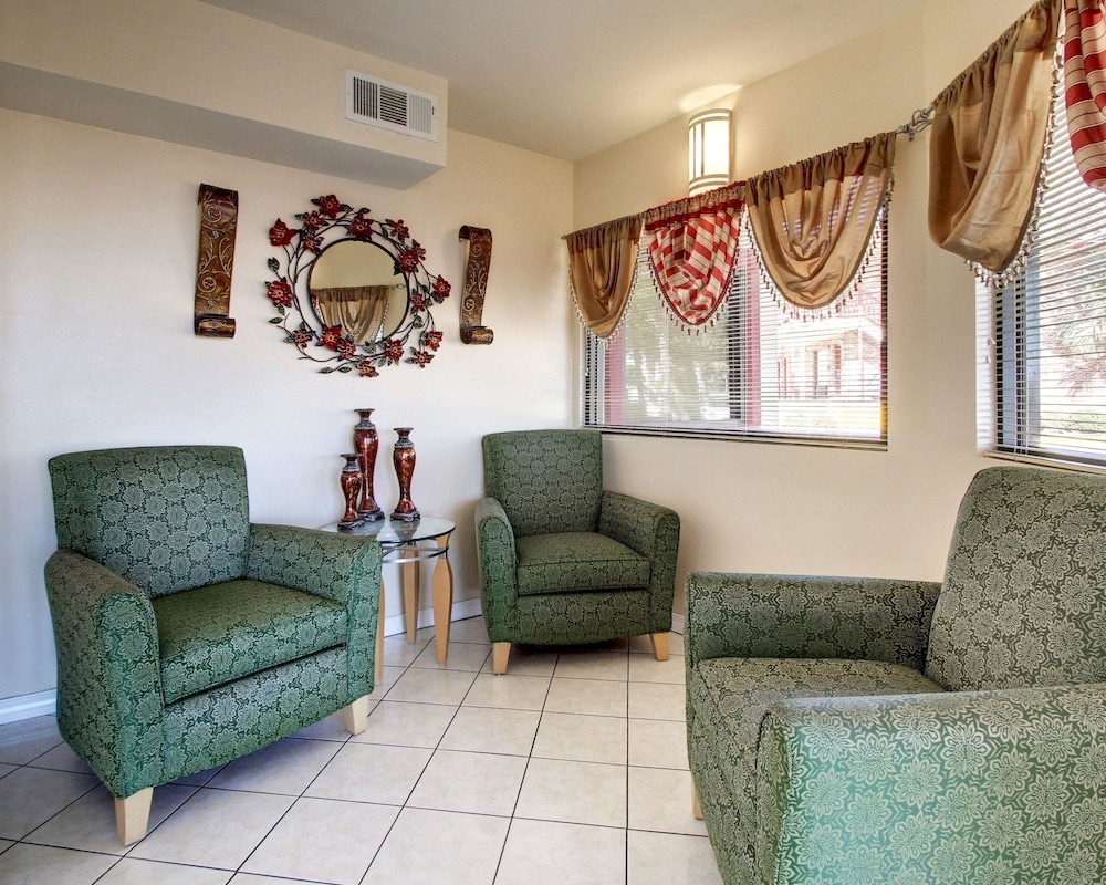 Twin Star Lodge Ex Econo Lodge Biloxi Beach North 23/33