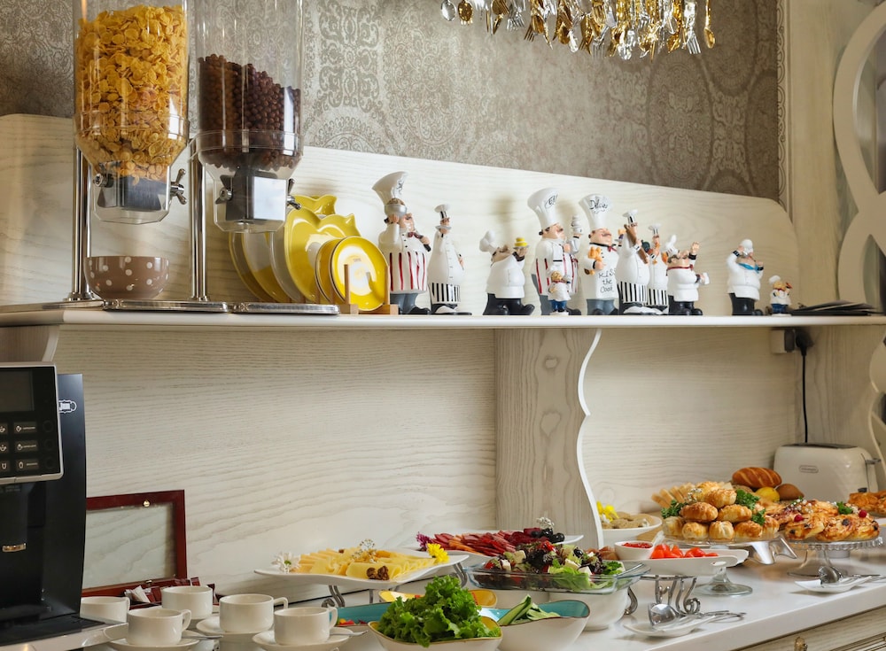 ASTER HOTEL GROUP 25/55