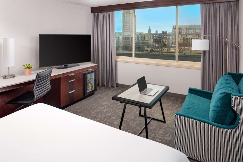Hyatt Regency Boston / Cambridge 58/67