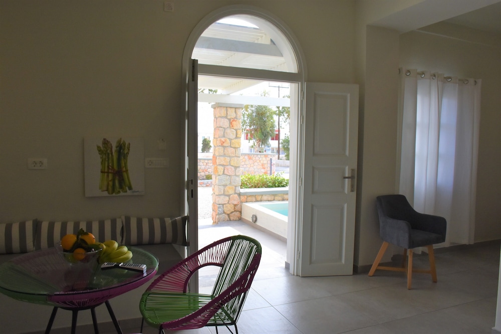 DE NAXIA SUITES 35/57