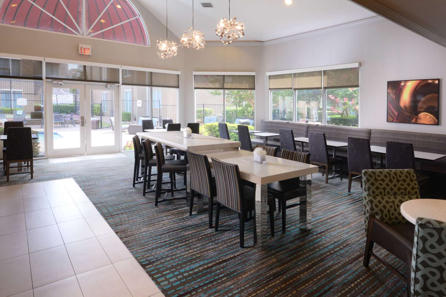Sonesta ES Suites Dallas Medical Market Center 16/24