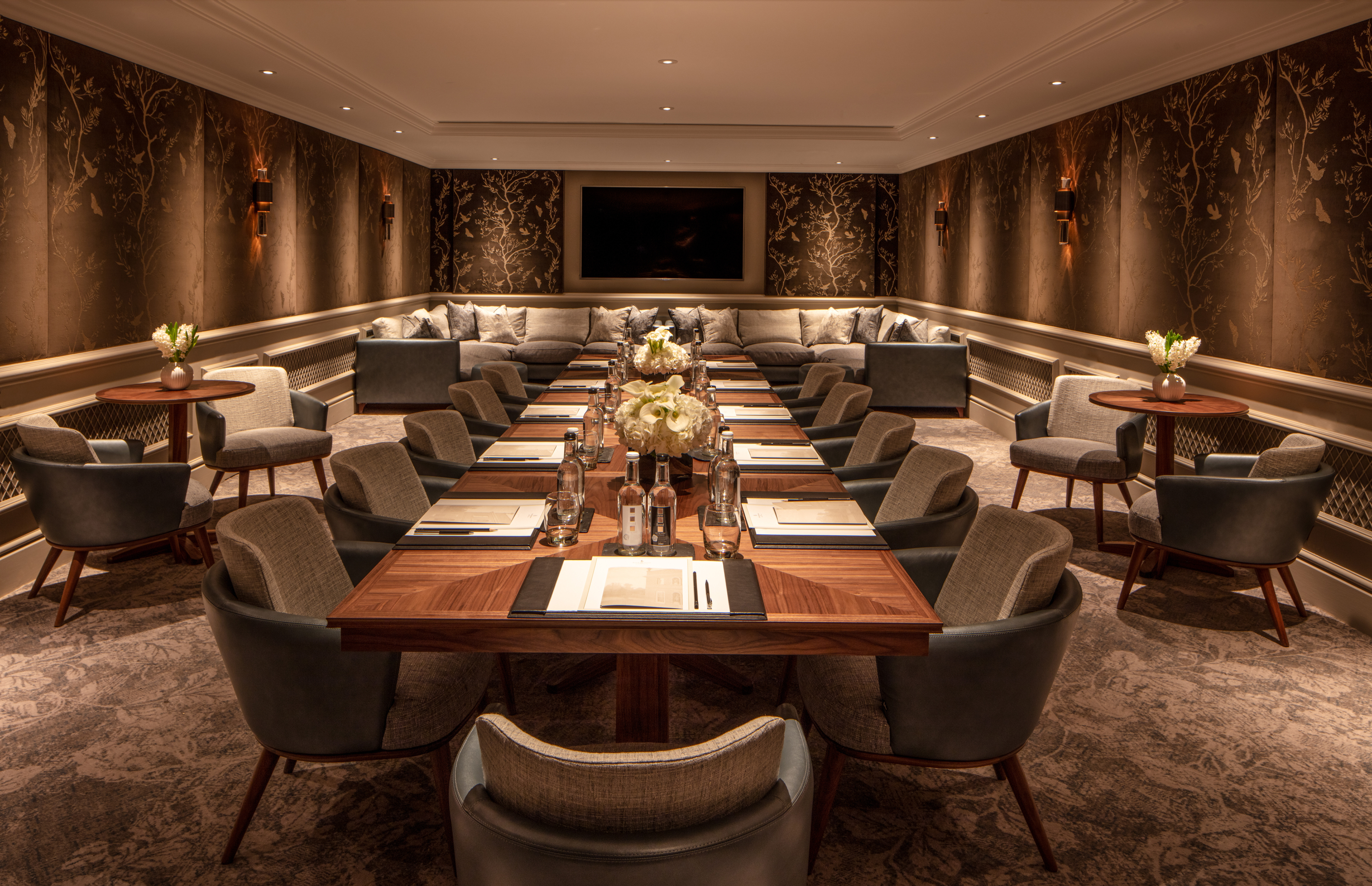 Four Seasons Hotel Hampshire 70/84