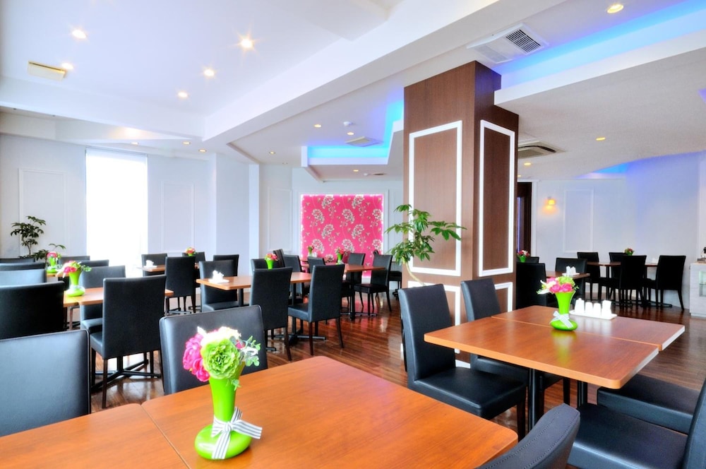 Grand Park Hotel Panex Chiba 46/50