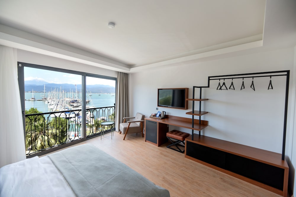 La Farine Hotel 18/49