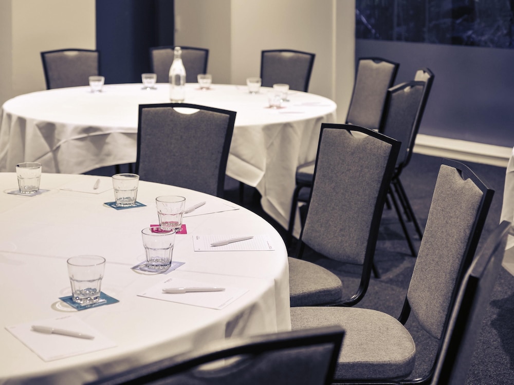 Mercure North Melbourne 52/63