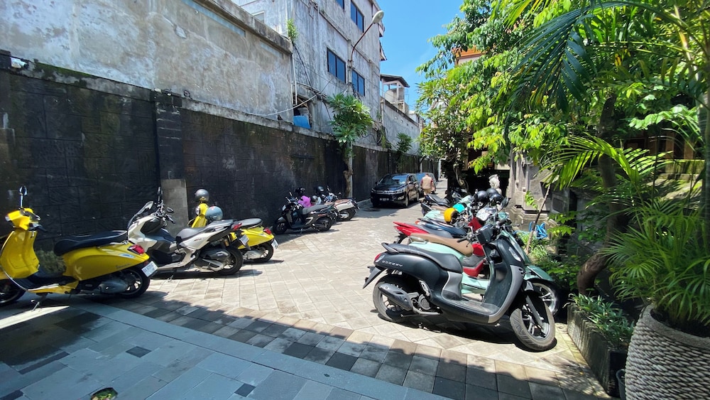 Hotel Sandat Legian 52/62