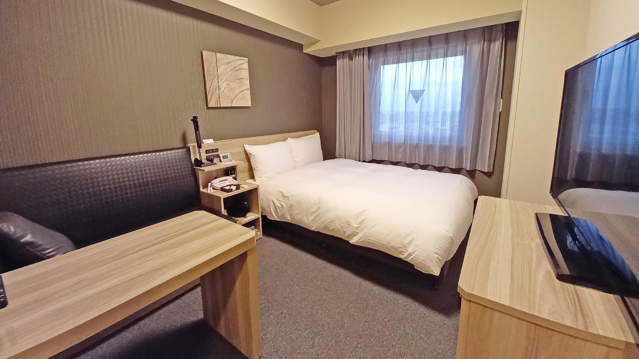 Semi Room, Standard, Semi Double Bed