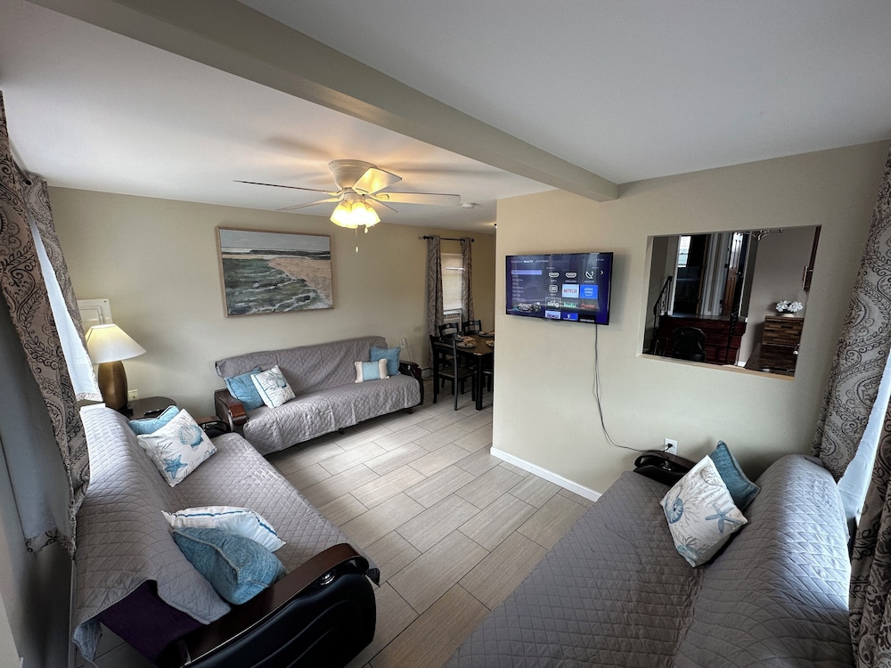 Anchor Motel 11/100
