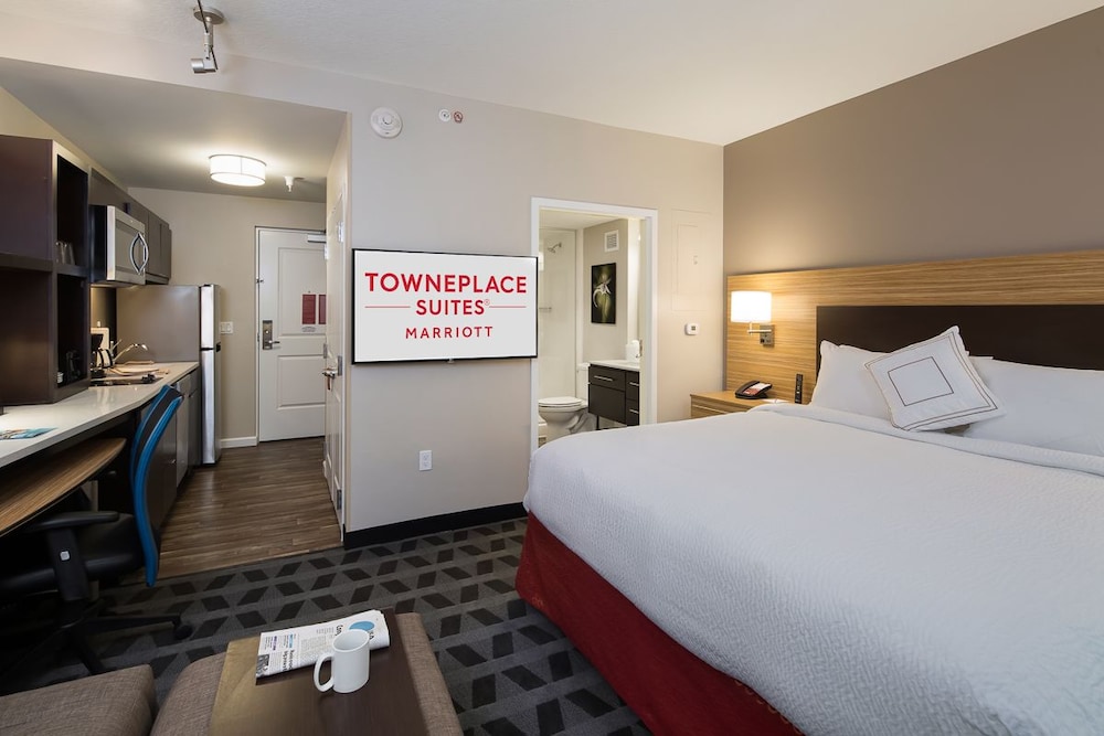 TOWNEPLACE SUITES BY MARRIOTT FORT MYERS ESTERO 15/50