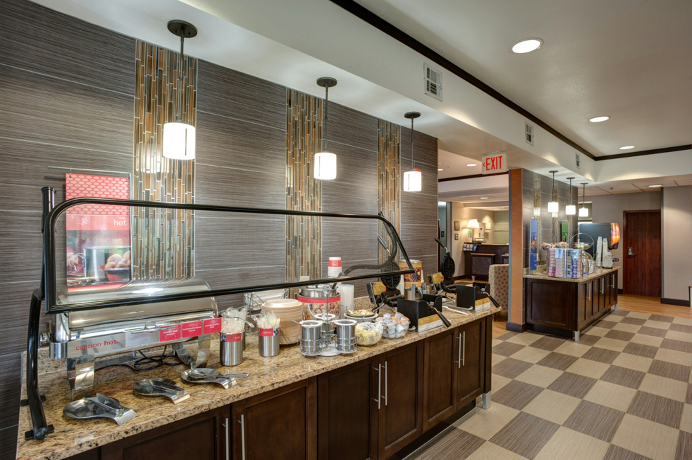 Hampton Inn Tulsasand Springs 4/28