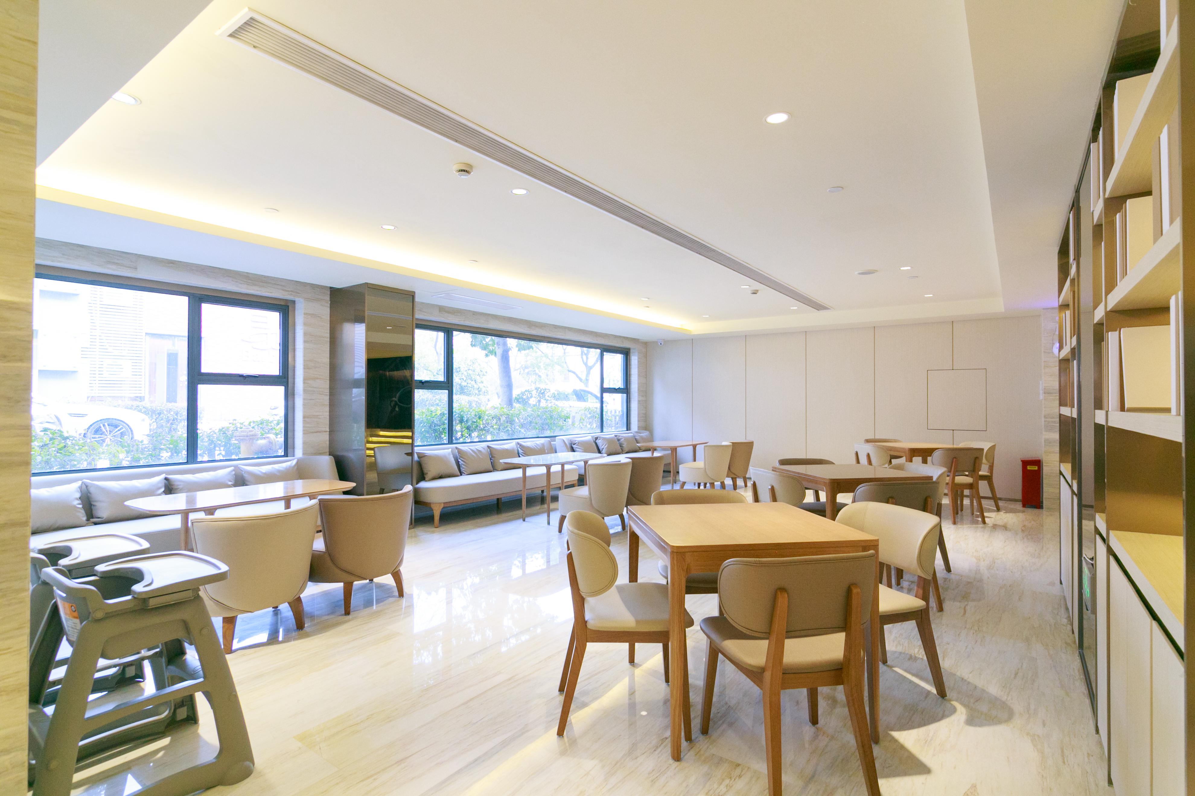 Ji Hotel (Shanghai Youyi Road) 11/19