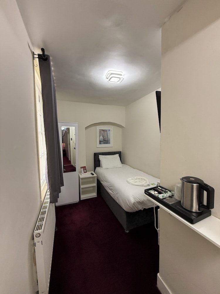 OYO Oban Victoria Hotel 28/45