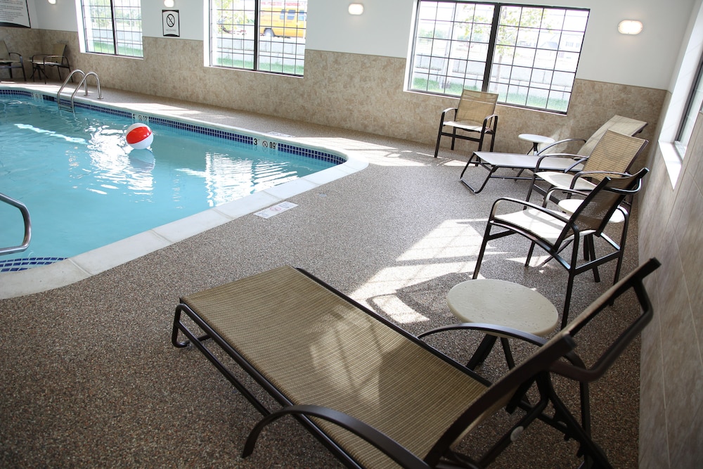 STAYBRIDGE SUITES LINCOLN NORTHEAST 24/59