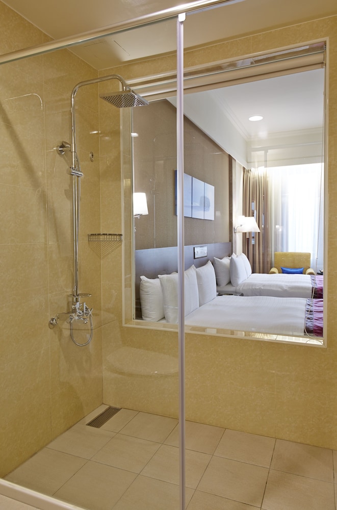 Royal Chiayi Hotel 25/66