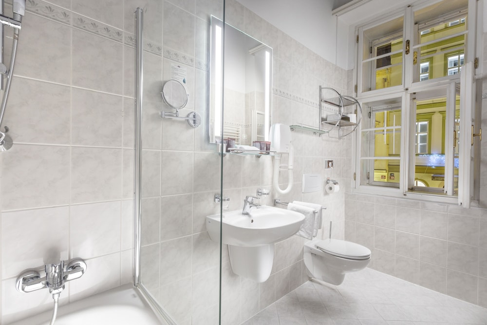 Hotel Pod Vezi 23/60