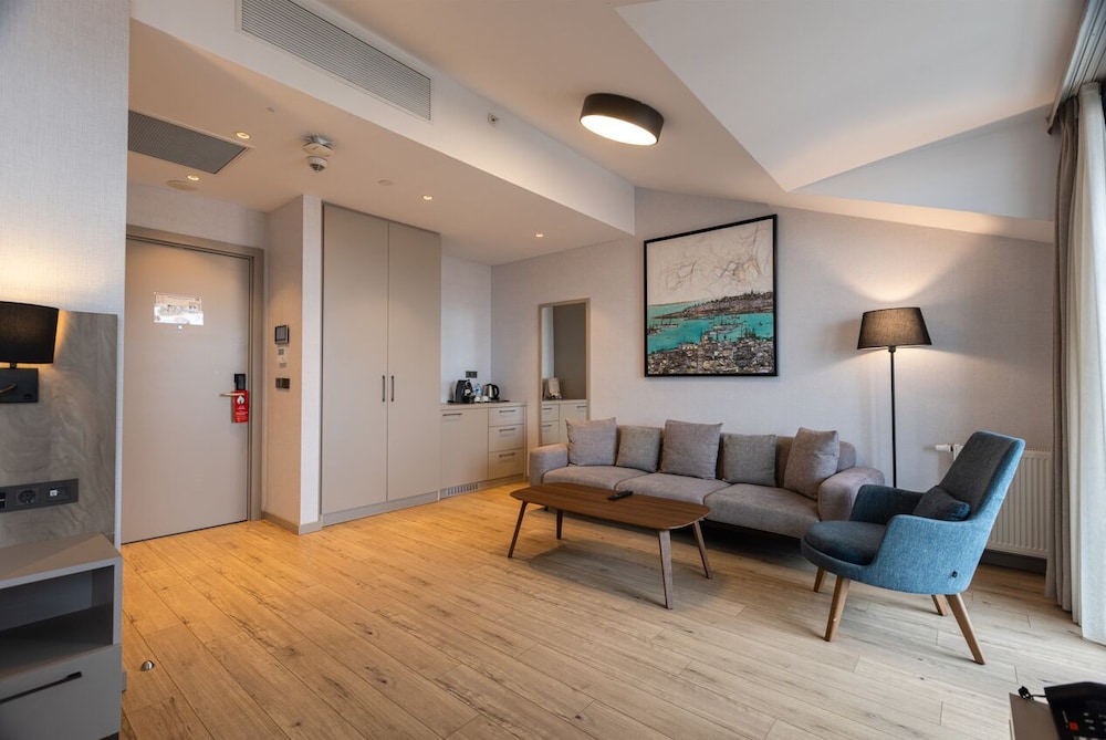 Antwell Suites 37/55