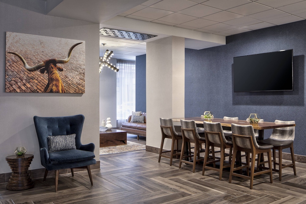 Courtyard By Marriott Fort Worth Downtown Blackstone 35/53