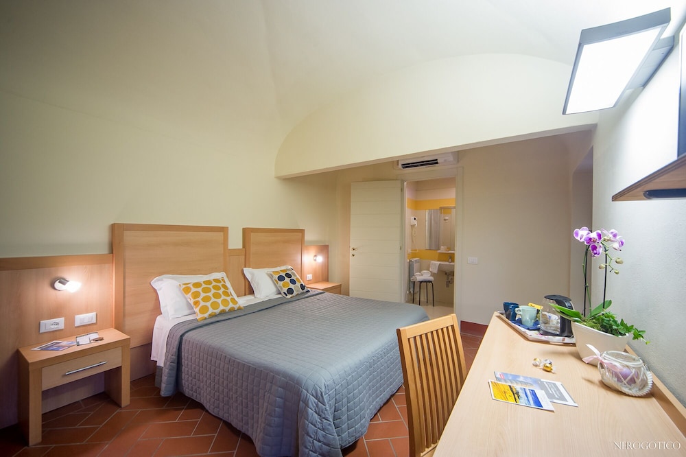 Chiostro Delle Monache - Hostel Volterra 12/50
