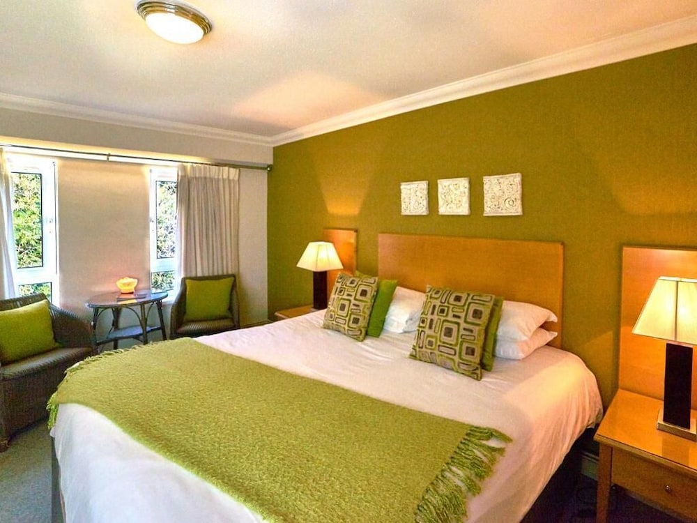 Stradey Park Hotel 11/50