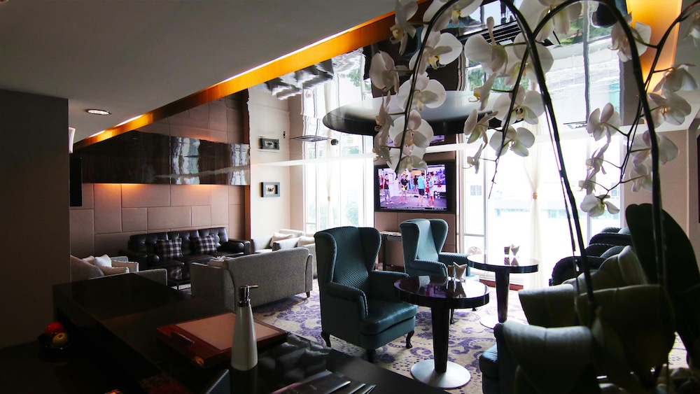 The Arista Hotel 53/74