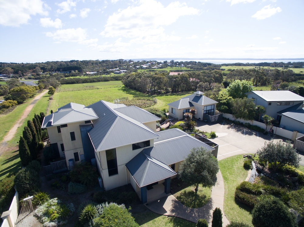 Hilltop Apartments Phillip Island 6/71